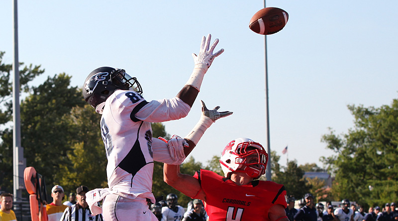 James Okike catching a touchdown in the closing seconds of a game in 2015.
